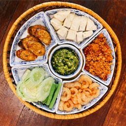 ชุดออเดิร์ฟเมือง (NORTHERN STYLE SET MENU)