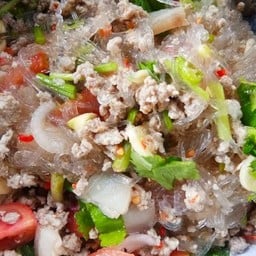 ยำวุ้นเส้นหมูสับ