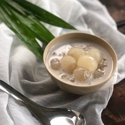 ข้าวเหนียวเปียกลำไย