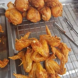 ปีกไก่ทอด