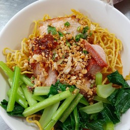 ซูจี บะหมี่เกี๊ยว ต้มเลือดหมู หน้าบิ๊กคิงส์บางใหญ่