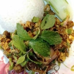 ข้าวยำไก่ย่าง