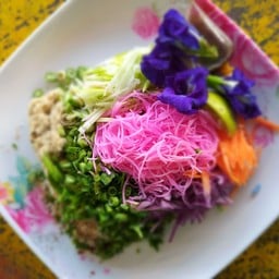 ร้านข้าวเหนียวไก่ทอดบังฟาร์ สาขา 1 ปากซอยเข้าเกาะลำพู