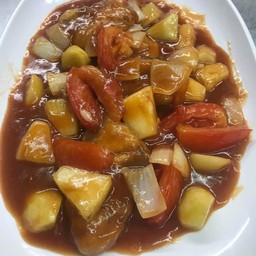 ปลากระพงผัดเปรี้ยวหวาน