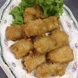 เนื้อปลาชุบแป้งทอด