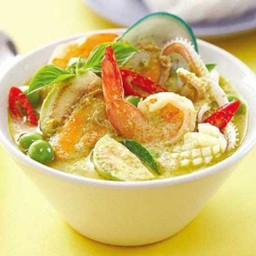 แกงเขียวหวานทะเล กับข้าว