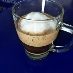 ลาเต้ร้อน