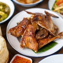 ไก่ย่างเขาสวนกวาง โรงแรมอวานี ขอนแก่น