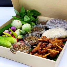 ระวังแตก!!!หมูปลาร้า สุขุมวิท สุขุมวิท49