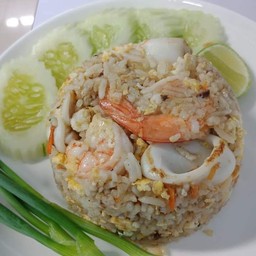 ข้าวผัดทะเล