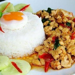 ข้าวกระเพราไก่ +ไข่ดาว