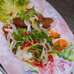 ยำกุนเชียง + ไข่เค็ม