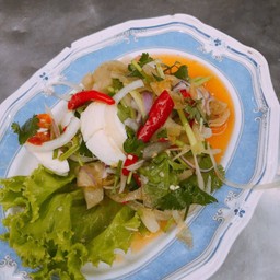 ยำเกี๊ยมฉ่าย + ไข่เค็ม
