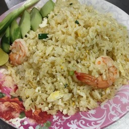 ข้าวผัดกุ้ง (จานใหญ่)