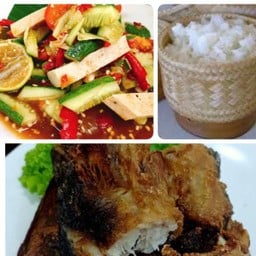 ตำแตงหมูยอข้าวเหนียวปลาดุก