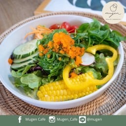 สลัดผักยำสาหร่ายไข่กุ้ง