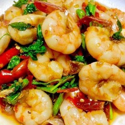 กระเพรา กุ้ง