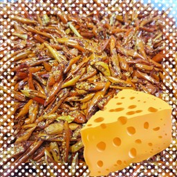 250g พริกกรอบ รสชีส