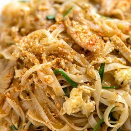 PAD THAI CHICKEN