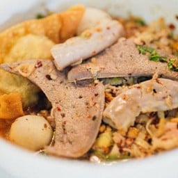 ก๋วยเตี๋ยว