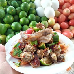 ส้มตำอัมราแซ่บเวอร์บ้านเก่า