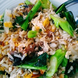 ข้าวผัดแหนม