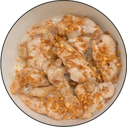 ผัดกระเทียมหมูชิ้น เป็นกับข้าว