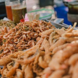 ทะเลทอดกรอบ Crispy Fried Seafood