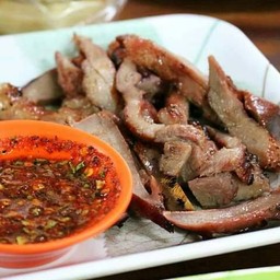 คอหมูย่าง