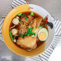 ก๋วยเตี๋ยวไก่ตุ๋นแอนด์หมูตุ๋นนายเต้ย ไม่มีสาขา