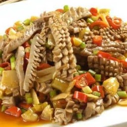 泡椒腰花 พริกกะเหรี่ยงผัดเซี่ยงจี๊หมู