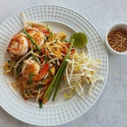 ผัดไทกุ้งสด