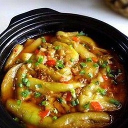 茄子煲 หมูสับผัดมะเขือยาว