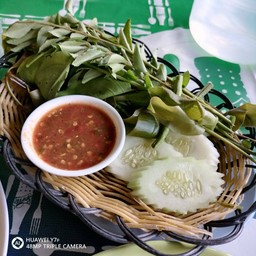 หรอย ข้าวแกงพื้นบ้าน