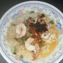 เล็กข้าวต้ม