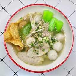 ก๋วยเตี๋ยว น้ำ (พิเศษ)