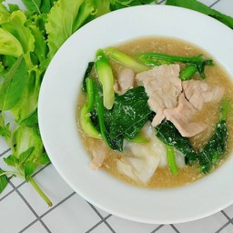 ราดหน้าหมู