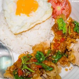 กระเพาไก่กรอบ&ไข่ดาว