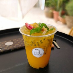 ส้มเสาวรสคั้นสด
