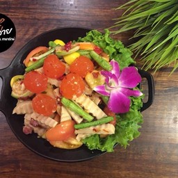 เกาเหลาหมูยอไข่แดงเค็ม