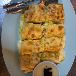 โรตีข้าวโพดเพิ่มชีส