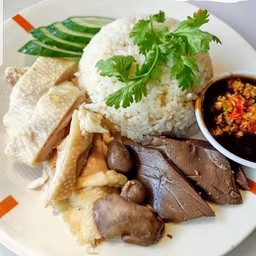 ข้าวมันไก่ต้มจัมโบ้