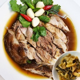 ขาหมูเปล่า