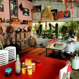 บรรยากาศร้านชิคๆ คลาสสิคๆ คะ สบายตาดี
