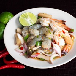 .ยำกุ้งทูโทน