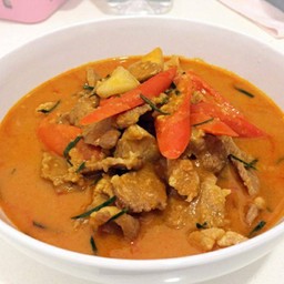แกงพะแนงหมู