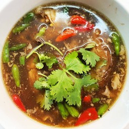 ขาหมูแซ่บ