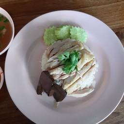 ข้าวมันไก่ต้ม