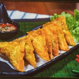 เกี๊ยวห่อลาบ