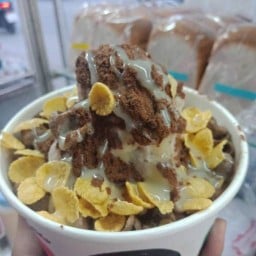 อาร์ม ข้าวผัดปู สุกี้ นมสด  เจ้าเก่า ลำลูกกาคลอง 2 ไดมอนด์วิลล์